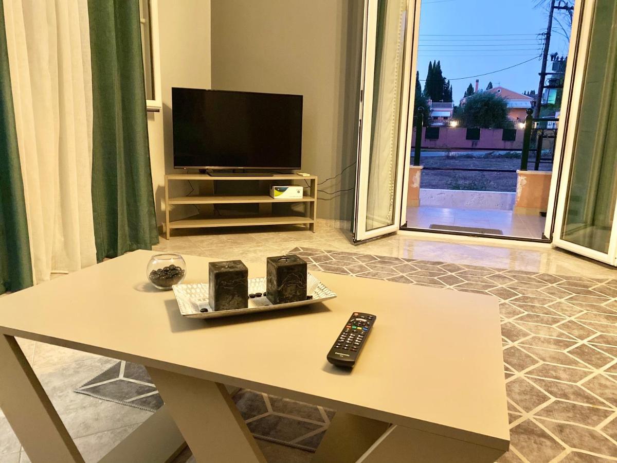 콘토칼리 Ivy House Modern Life Near Corfu Town 아파트 외부 사진